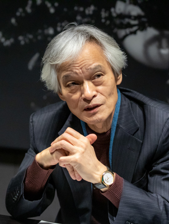 송호근 포스텍(포항공과대학교) 석좌교수 고견 인터뷰. 박동욱기자 fufus@